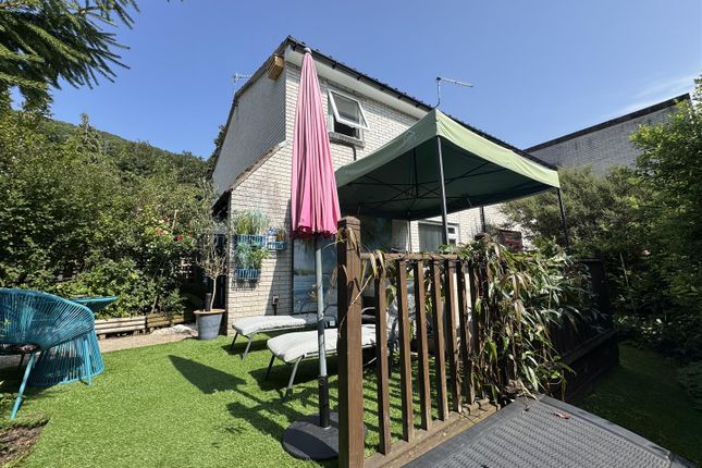 Holmfield Drive