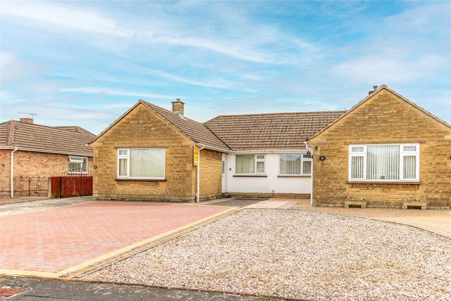 Bungalow for sale in Firth Close, Greenmeadow, Swindon, Wiltshire