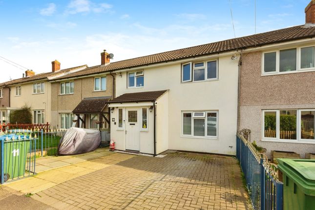 Thumbnail Terraced house for sale in Brompton Crescent, Aylesbury