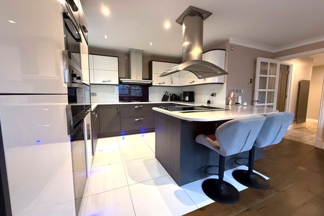 6 Waldridge Hall Court, Chester Le Street photo 5
