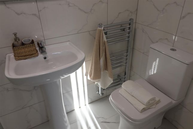 Room 7, 79, John Rous Avenue, Coventry photo 5