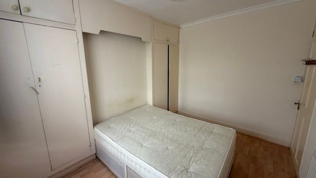 15, Balfour Road, Southall photo 4