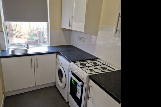 30, Goosebutt Street, Rotherham photo 5