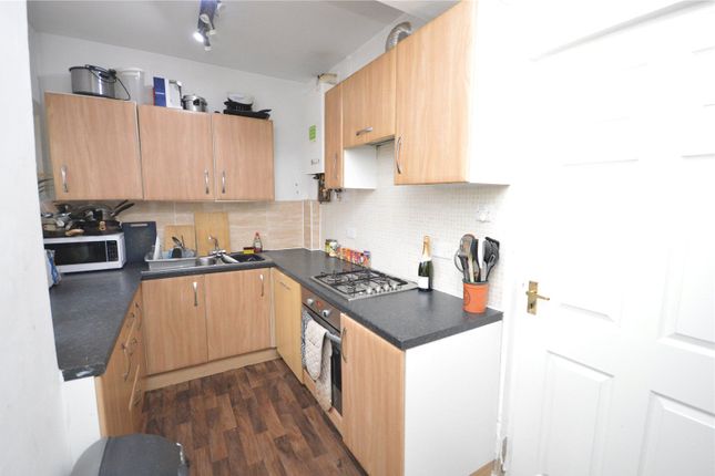77, Old Lane, West Yorkshire photo 3