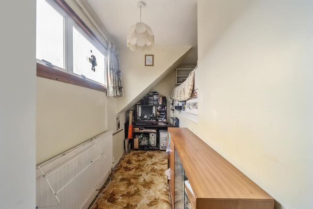 Riverside, Egham, Surrey TW20, 4 bedroom detached bungalow for sale ...