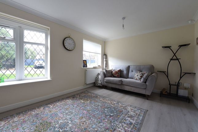 16a, Wolverhampton Road, Kingswinford photo 4