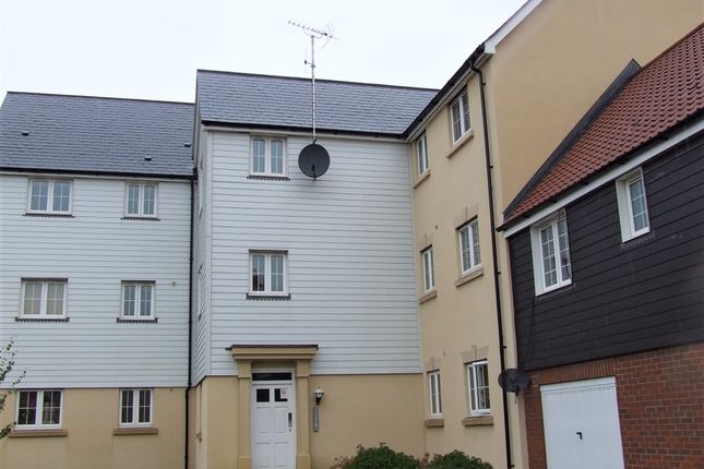 2 bed flat to rent in Saines Road, Little Dunmow, Essex CM6