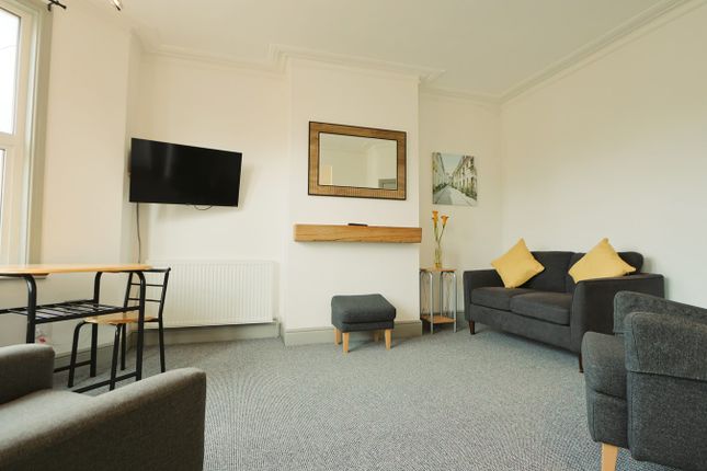 Flat to rent in Winchester Road, Bristol
