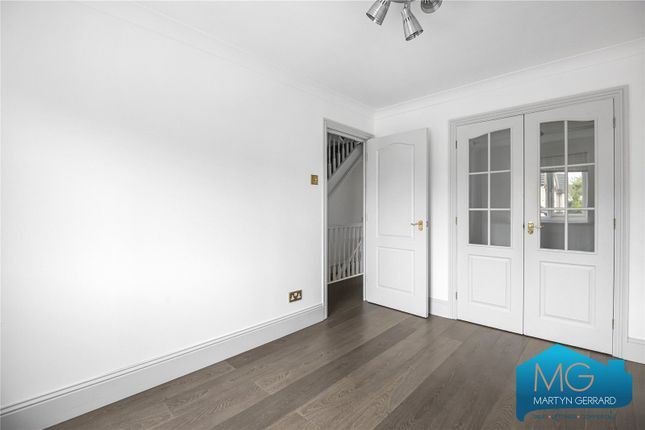 Terraced house for sale in Osier Crescent, Muswell Hill, London