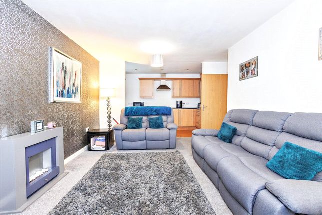 15 Windsor Court,, Wordsworth Road, Manchester photo 3