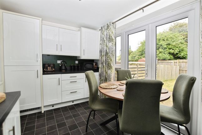 77, Boundary Way, Hull photo 4
