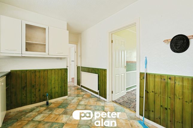 114, Oak Tree Court, Newport photo 5