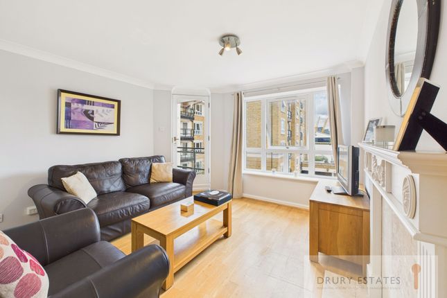 1 Stewart Street, London photo 2