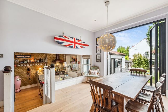 Thumbnail Terraced house for sale in East Sheen, London