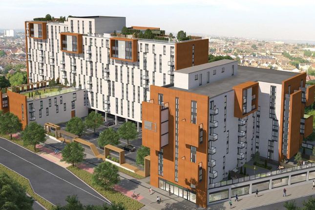 Thumbnail Flat for sale in Richmond House, Victoria Avenue, Southend-On-Sea