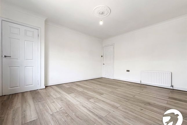 137, Wayfield Road, Kent photo 3