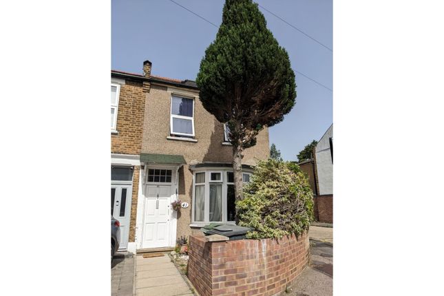 Thumbnail End terrace house for sale in Chingford, London