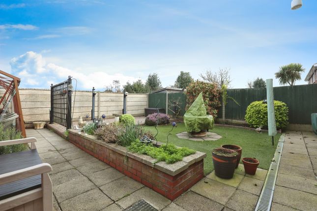 Semi-detached house for sale in Yew Tree Road, Elkesley, Retford