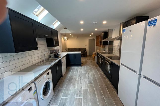 Room 4 41, St Georges Road, Coventry photo 5