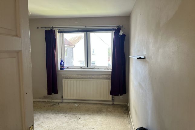 8, Kincaig Crescent, Maybole, Ayrshire photo 4