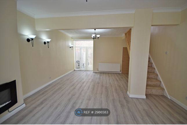 Albion Grove, Sale photo 4