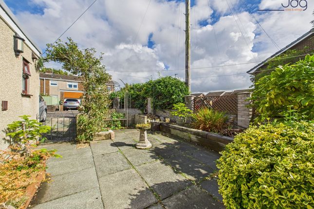 1 Belmont Close, Lancaster photo 2