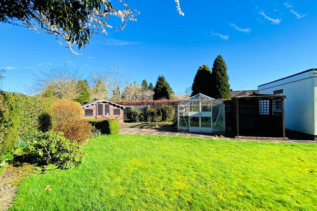 Detached bungalow for sale in The Fairway, Kirby Muxloe