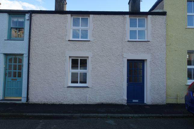 Terraced house to rent in Beaumaris, Anglesey LL58