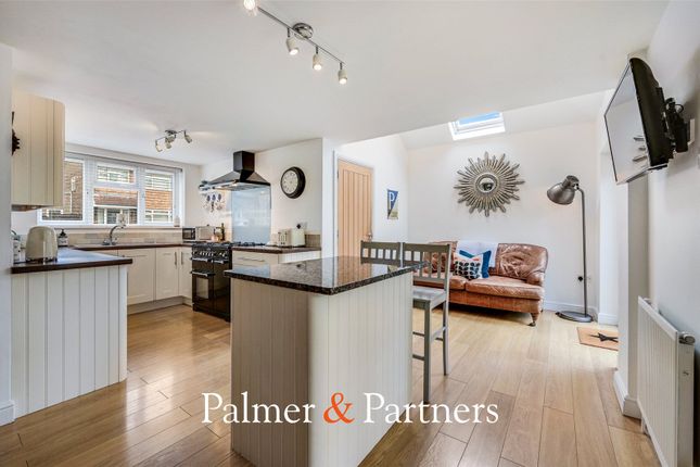 1, Glebe Crescent, Chelmsford photo 2