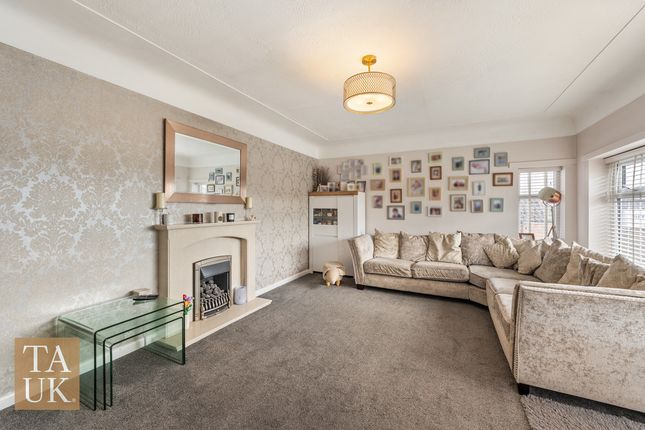 19, Inglegreen, Wirral photo 4