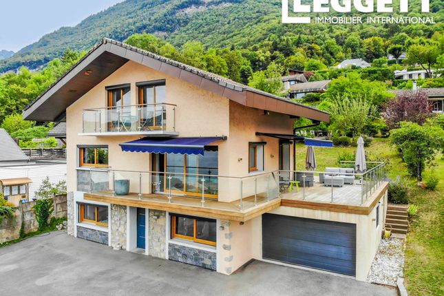 Villa for sale in Annecy, Haute-Savoie, Auvergne-Rhône-Alpes