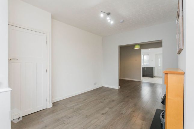 28 Callis Road, Bolton photo 3