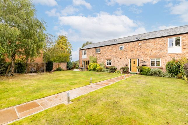 4-bed house on Well Meadow, Tarporley, £865,000