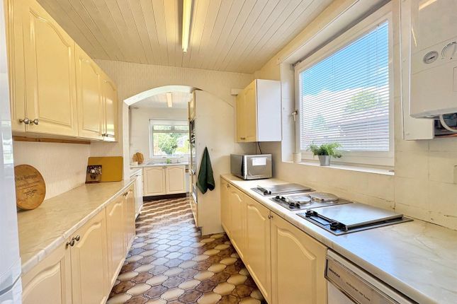 37, Milldale Road, Leigh photo 4
