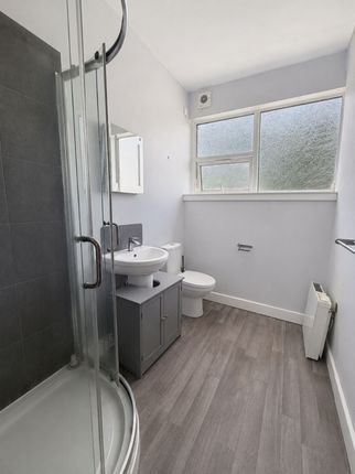 Flat 9, 15 Ravenscliffe Road, Stoke-On-Trent photo 4