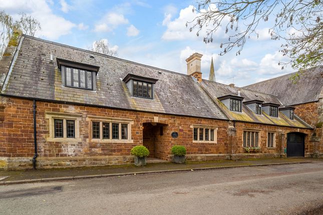 Thumbnail Semi-detached house for sale in Church Hill, Finedon, Northants