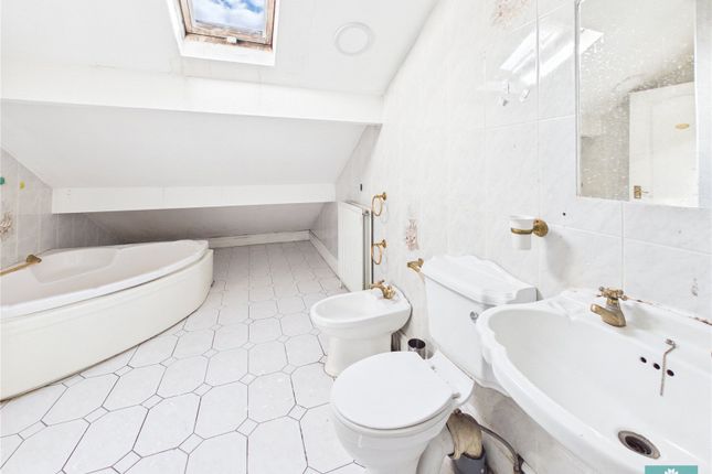 8, Hawthorn , Flat 8, Arncliffe Rise photo 4