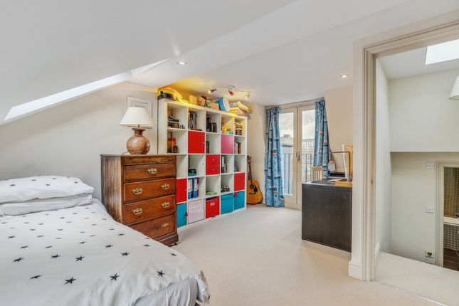 Terraced house for sale in Coleford Road, Wandsworth