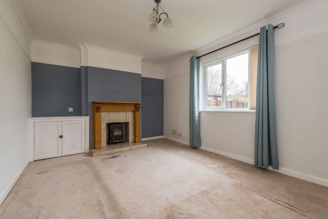 22, Bradfield Avenue, Ipswich photo 2
