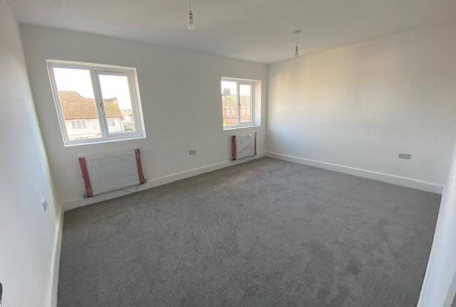 Detached house for sale in Wingate Road, Luton