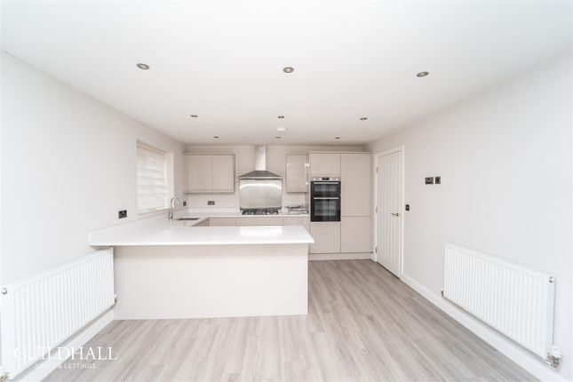 1, Huntington Close, Preston photo 2