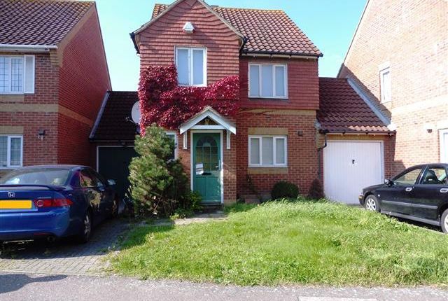 3-bed house on 266, Westmacott Drive, Feltham, £2,100/mo