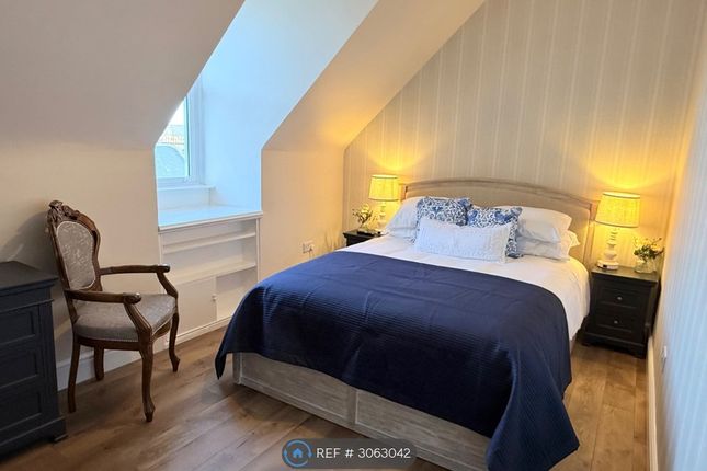 Queens Court, Sandgate, Ayr photo 3