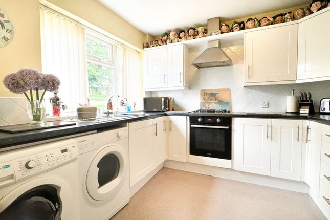 295a Archer Road, Stevenage photo 2