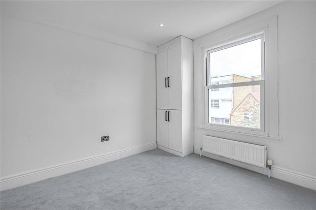 Flat for sale in Ashmore Road, London