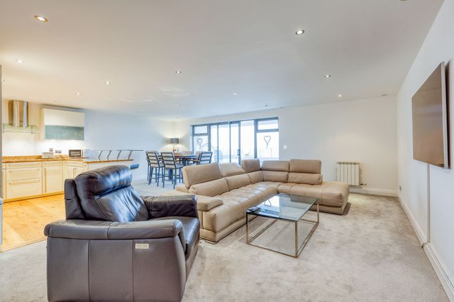 9 West Park Apts La Route De St. Aubin, St. Helier, Jersey photo 2