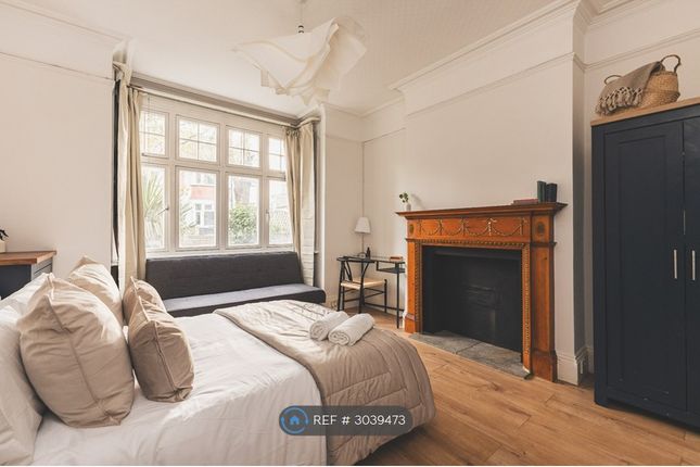 Waldegrave Road, London photo 3