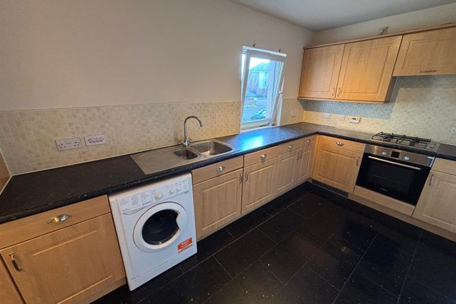 42, Broad Cairn Court, Motherwell photo 4