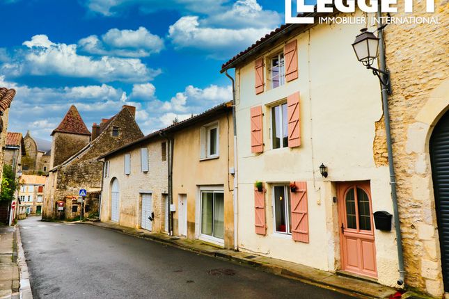 Thumbnail Villa for sale in Verteuil-Sur-Charente, Charente, Nouvelle-Aquitaine