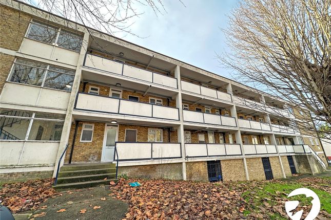 Flat for sale in Kings Road, Chatham, Kent